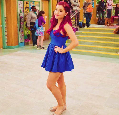 Ariana Grandee (190)