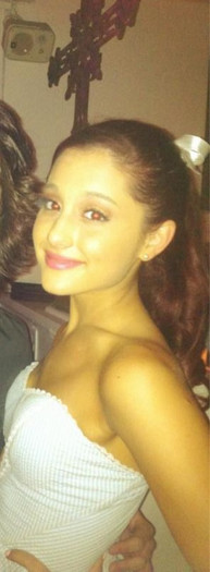 Ariana Grandee (211) - Ariana Grande
