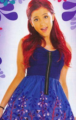 Ariana Grandee (280)