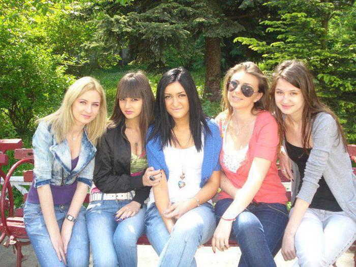 537580_430912053606395_1356744603_n