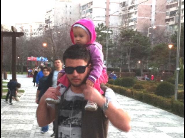 189434_411557952240564_595236544_n