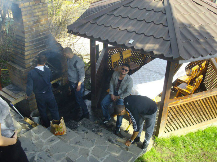 528914_347556238640736_333469334_n - PoZe 1 IuBiRi SeCrEtE