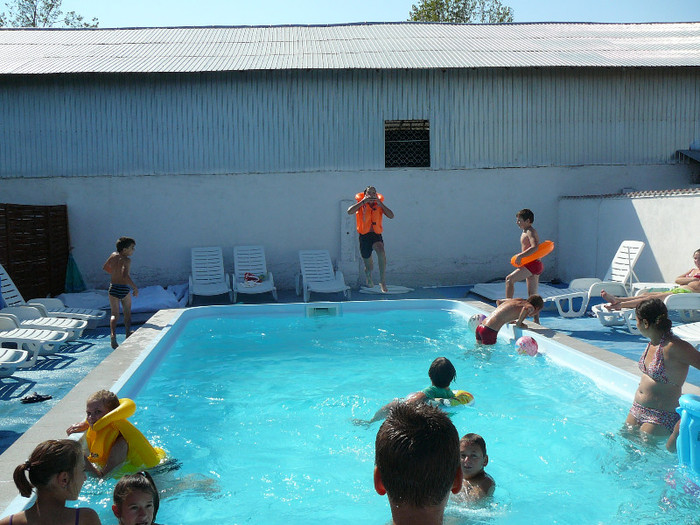 P1440024 - Piscina - cu clasa mea si nu numai