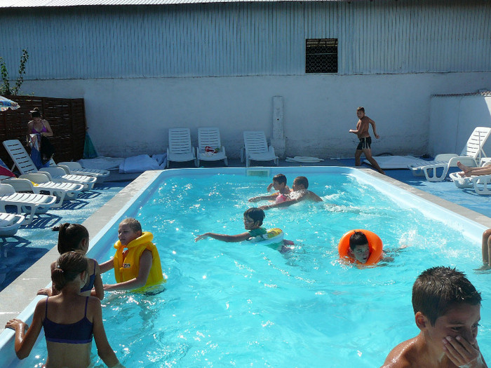 P1440025 - Piscina - cu clasa mea si nu numai