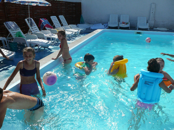 P1440028 - Piscina - cu clasa mea si nu numai