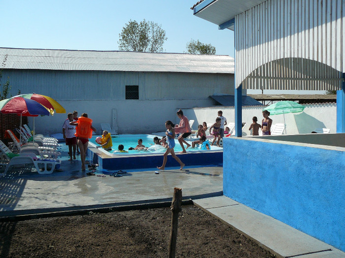 P1440035 - Piscina - cu clasa mea si nu numai