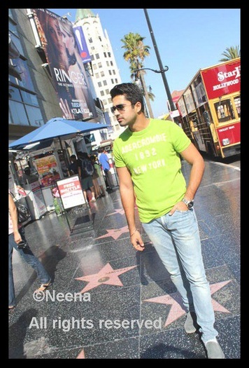 78056298_UXMXVPI-tile