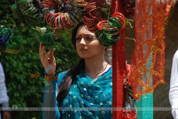 190642-drashti-dhami-in-geet 190642-drashti-dhami-in-geet