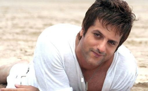 222035_121927211219790_3147927_n - 0 Fardeen Khan