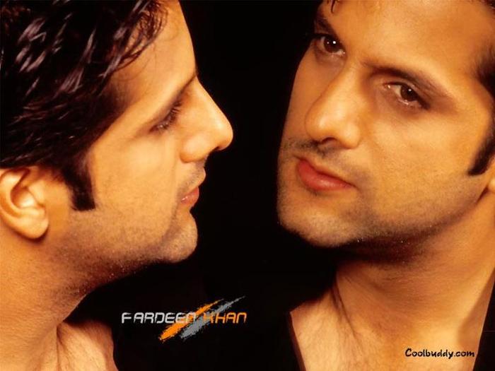 374810_293477350688139_1719510785_n