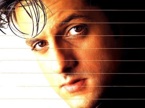 394843_298773273491880_766724193_n - 0 Fardeen Khan