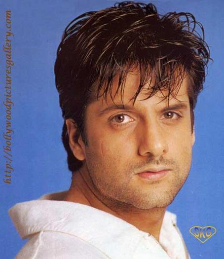 550452_322453841175417_1485250124_n - 0 Fardeen Khan