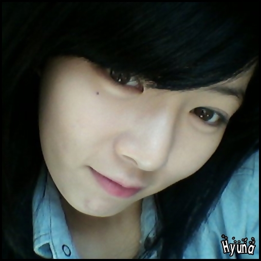 ^.^ Yaa...:)).De fapt...si mie.mi place...sa te privesc pe tine.:x