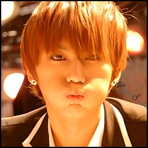 ~ [intra`n casa] Pfooai...Doamne...:-<