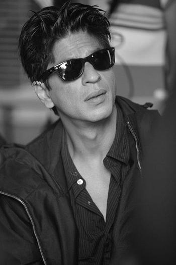 409500_321650621204299_1351713123_n