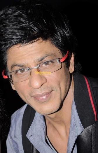 523927_415487425153951_946068024_n - Shahrukh Khan 4