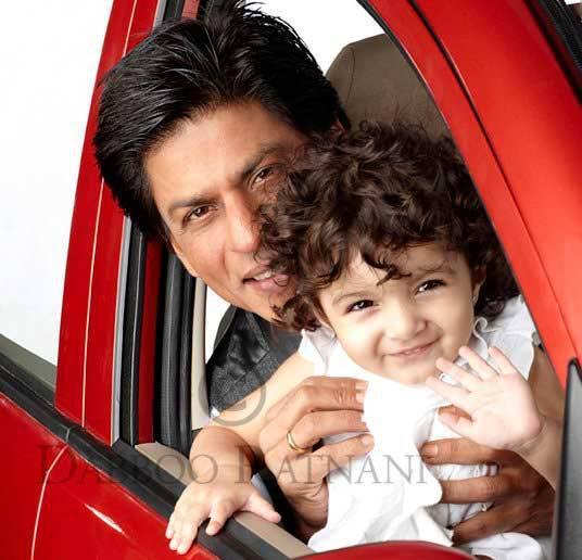532643_412612825441411_1439466391_n - Shahrukh Khan 4