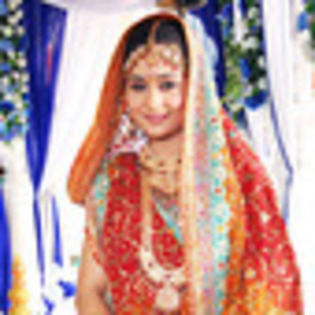 sara-khan-261602l-thumbnail_gallery