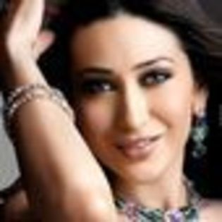 karishma-kapoor-414854l-thumbnail_gallery