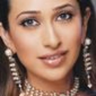 karishma-kapoor-853279l-thumbnail_gallery