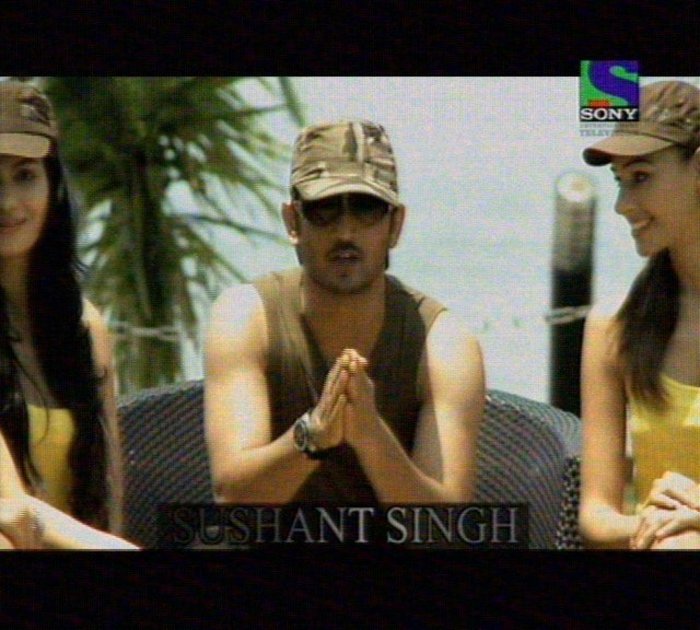 Sushant is looking hot! - O-Sushant is looking hot