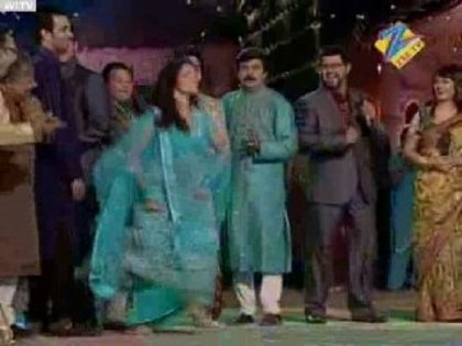 nmhv - O-Sushant and Anikta Dance