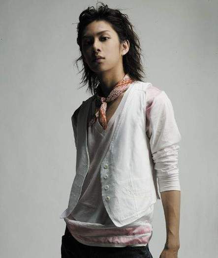 Vrei sa fii partenera mea,la bal?