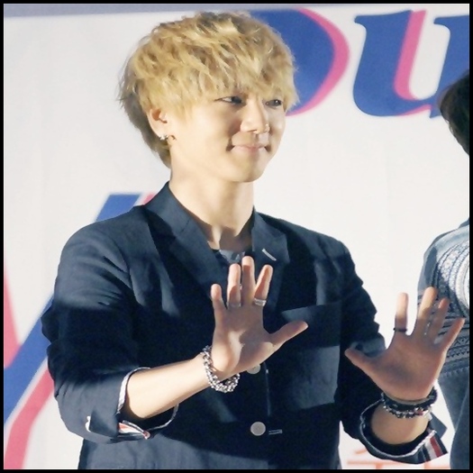  - k -x- Kim Jong Woon - Yesung - k