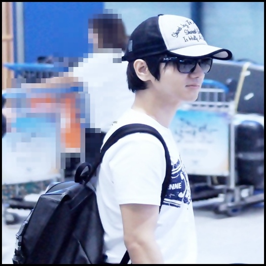  - k -x- Kim Jong Woon - Yesung - k