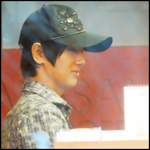  - k -x- Kim Jong Woon - Yesung - k