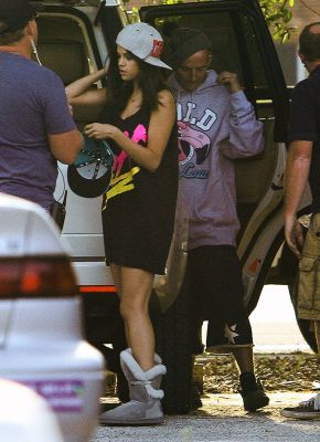 normal_SantaMonica27March_03 - On the set of Spring Breakers in Santa Monica March 27 2012
