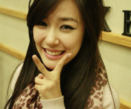 Tiffany Peace :x . - SNSD - Peace