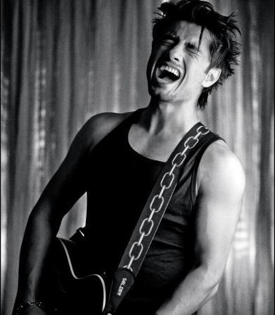 562749_10151606674379119_376284733_n