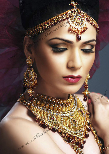 AD-Bridal-10 - Podoabe indiene 2012