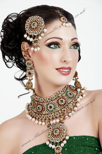 Jodha-Akbar-P2 - Podoabe indiene 2012
