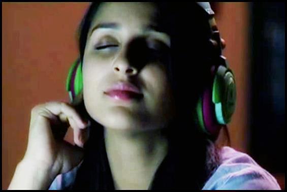 376565_230584440395639_1334533429_n