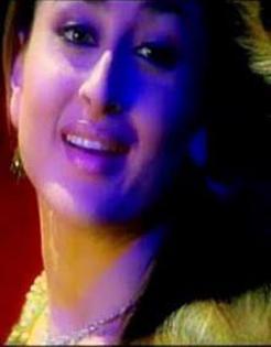 318331_280666042035344_57392010_n - Kareena Kapoor 3