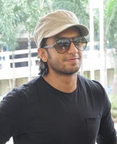 269104_222582101115867_6626902_n