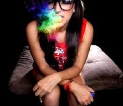 brunette-colors-cool-fashion-494098 - x-xOwn pentru toti x-x