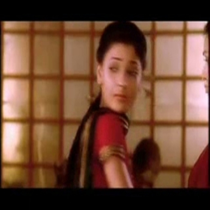 00_00_05 - sara khan18