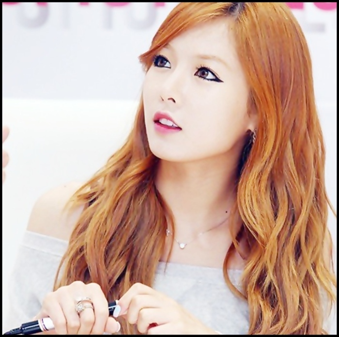 23 - 7x- Kim HyunA - best singer -x7