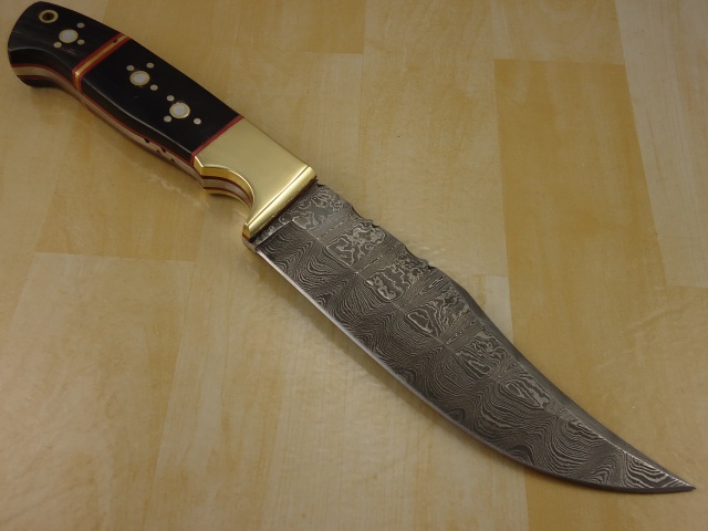 Cutit lama Damasc1. = 375 de lei