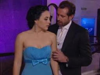 imagesCAS0HX0O - Un refugio para el amor-Refugiul