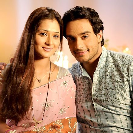 384449_191669627578650_924573557_n