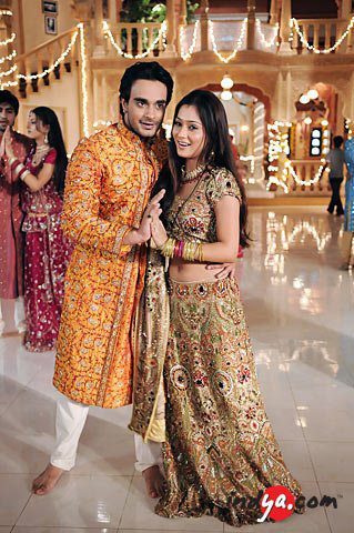 387315_191671954245084_1538171444_n