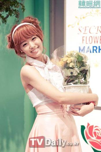 429905_148864621902244_1605731517_n