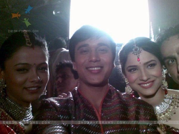 202143-ankita-lokhande-anurag-sharma-prarthana-behere