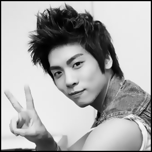 - thanks :){bea}deci,Tae..trecem la subiect..de ce mi-ai stricat prietenasha? :-w