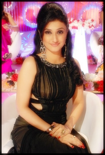  - x-Ragini Khanna-x