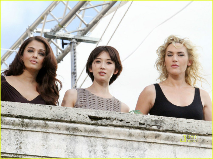 kate-winslet-aishwarya-rai-logines-watches-02